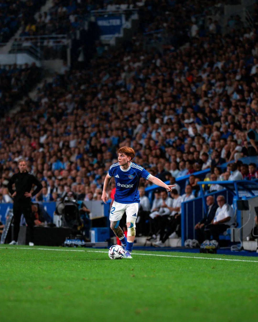 关于斯特拉斯堡队在比赛中夺得了一场胜利的信息 关于斯特拉斯堡队在比赛中夺得了一场胜利的信息