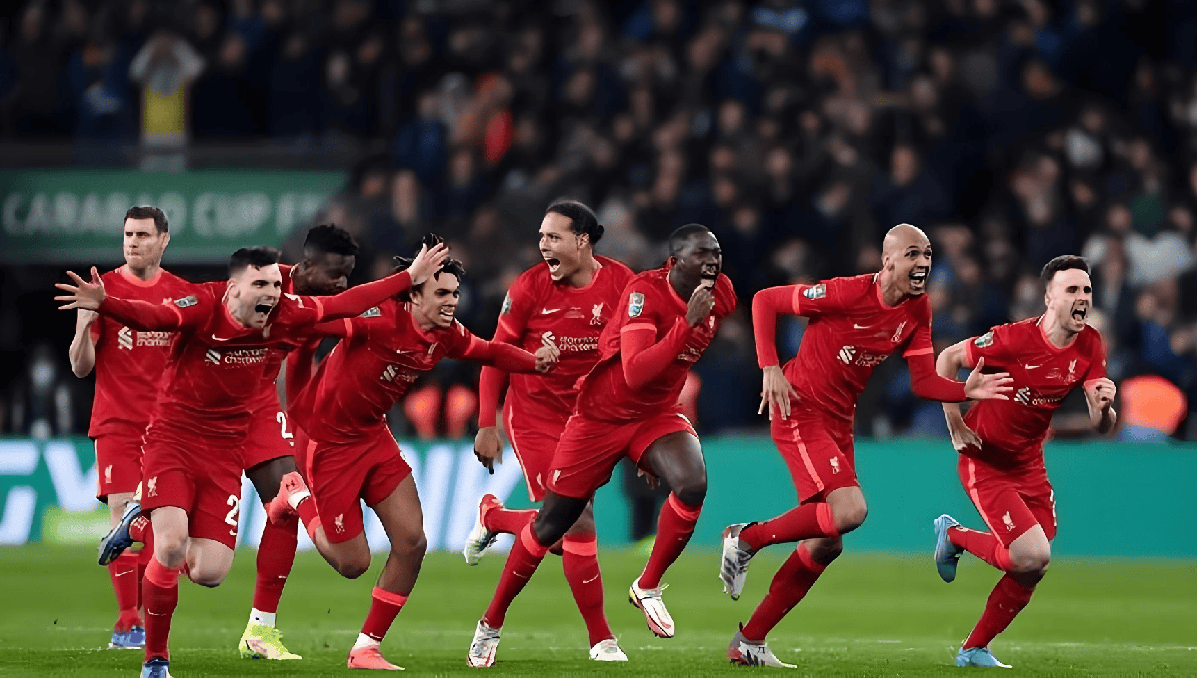 关于西汉姆联三球完胜，稳固中游地位的信息