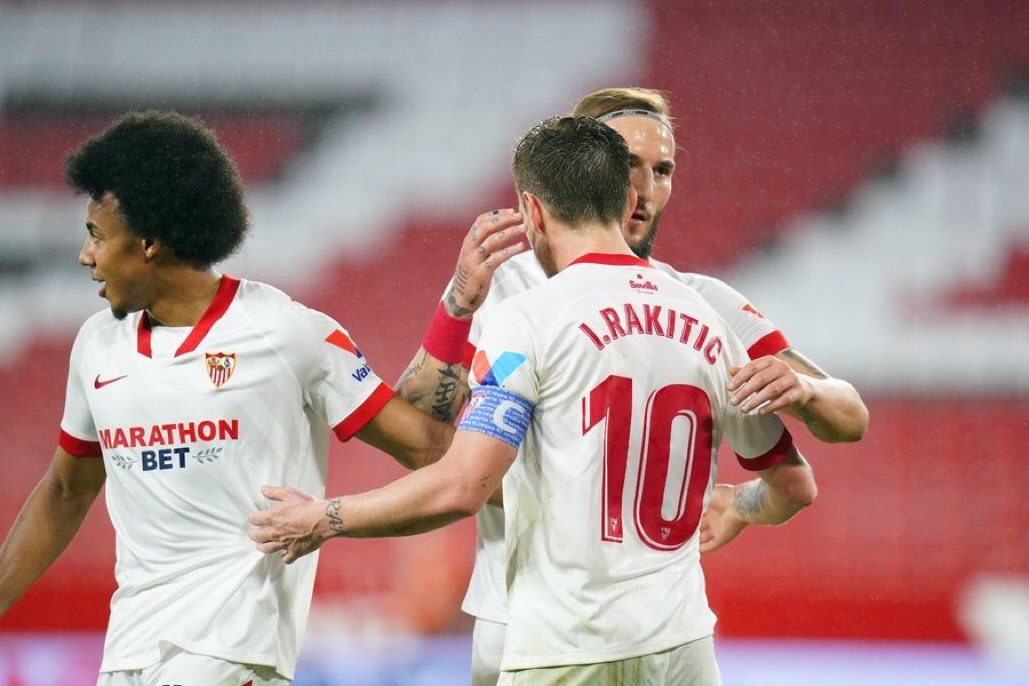 包含多特在客场胜塞维利亚,小组出线实现的词条 包含多特在客场胜塞维利亚,小组出线实现的词条