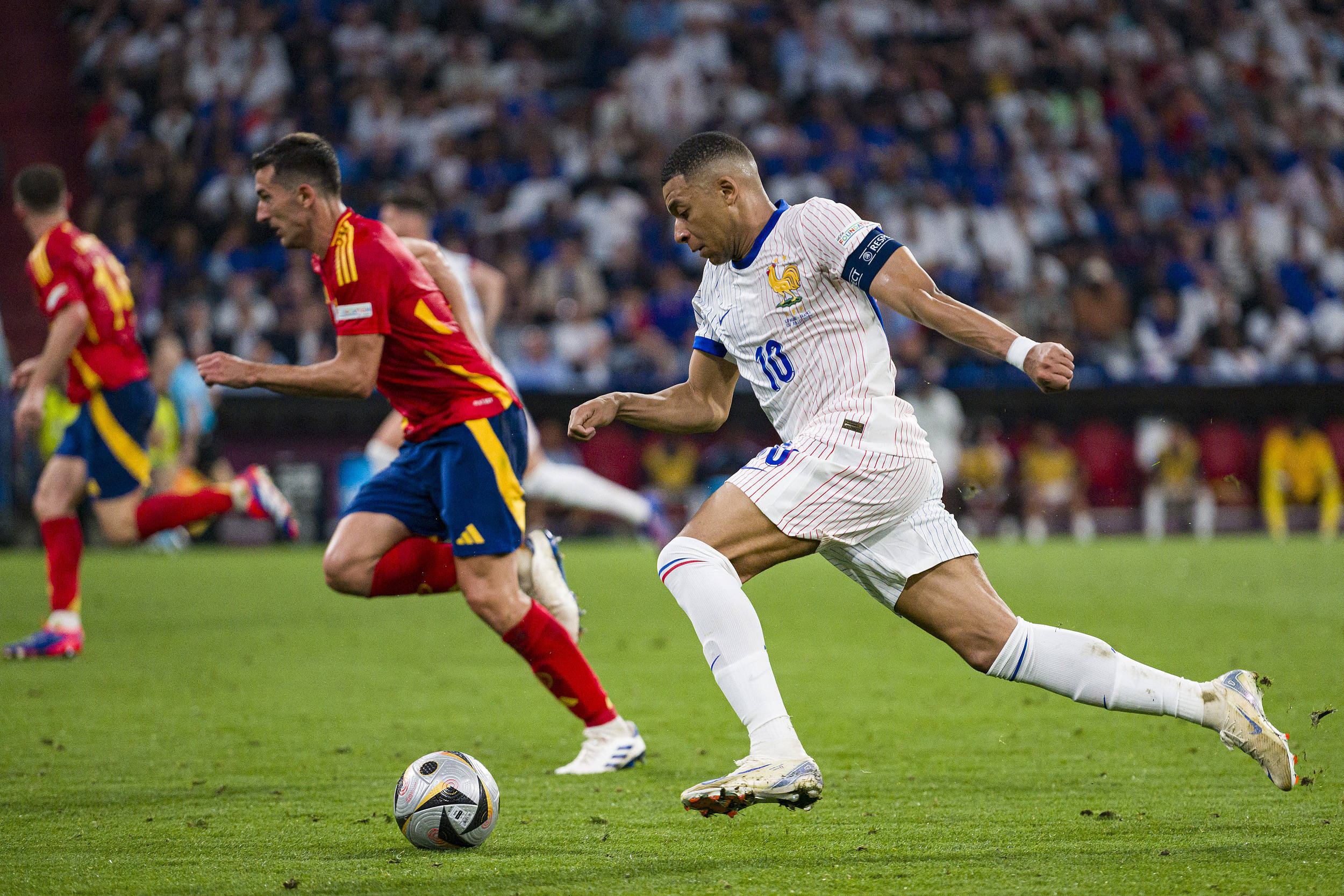 欧洲区域赛集锦精彩回放，几激烈对抗激动人心的简单介绍