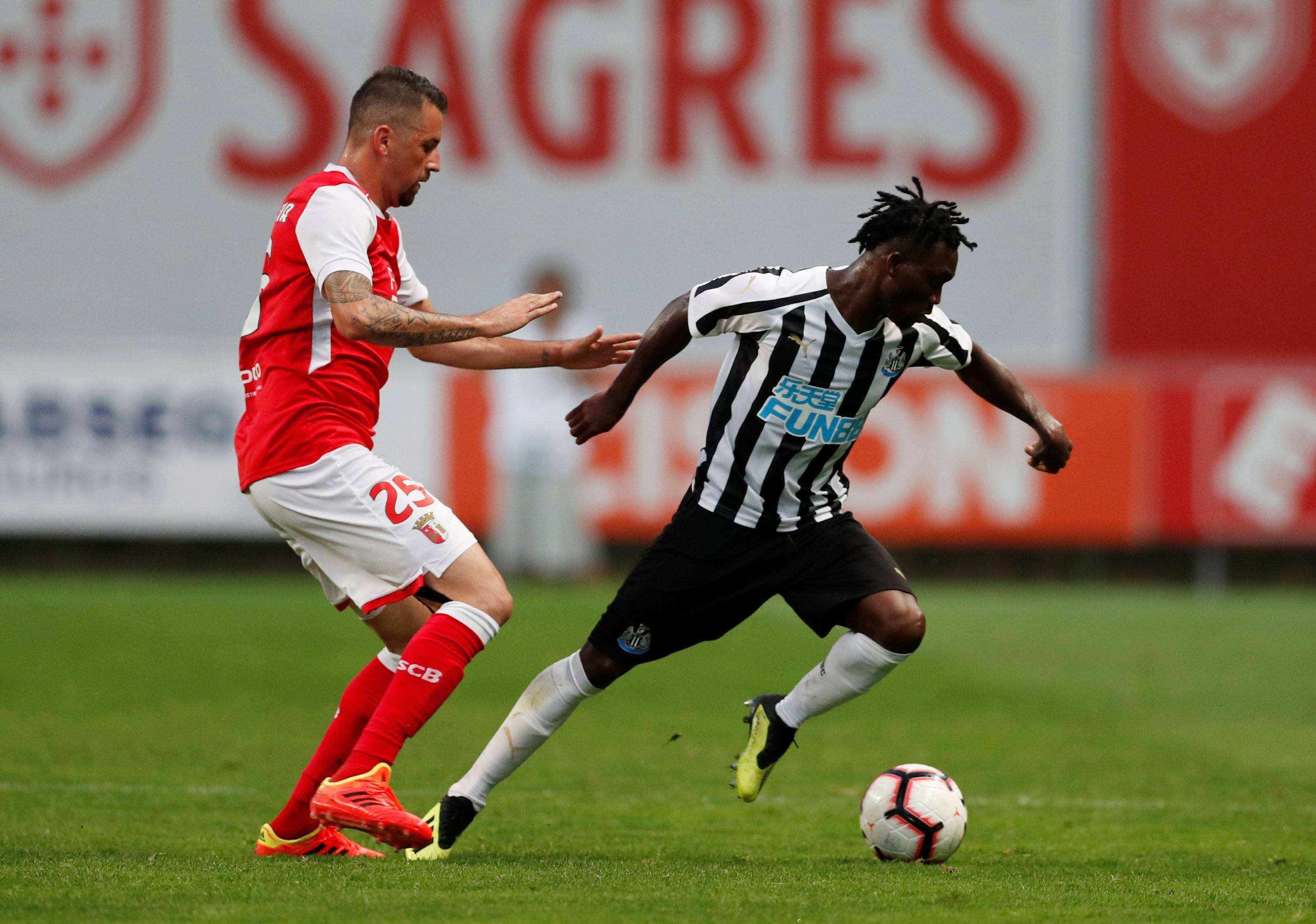 关于里尔队期待在里尔球场迎战摩纳哥的信息