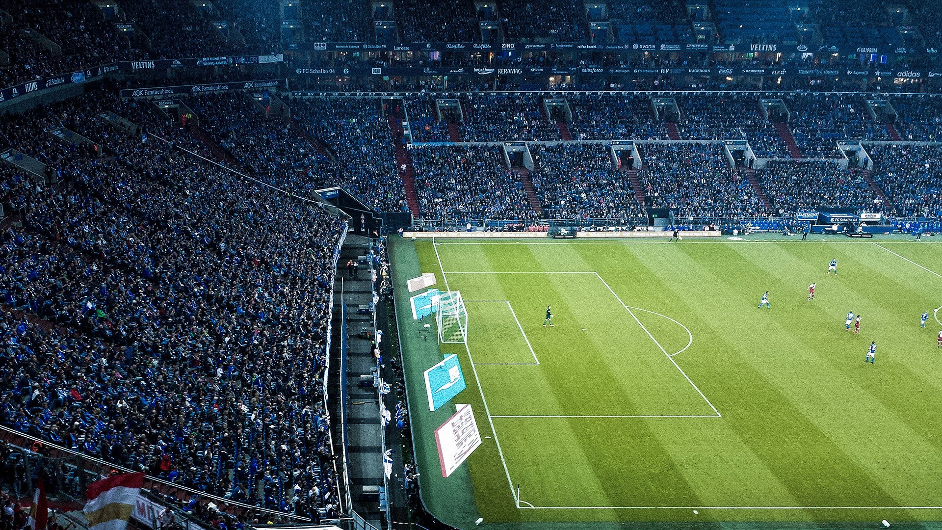 绿茵场上的风暴与羽球场上的烈焰，法国队碾压中国队，李梓嘉状态火热背后的竞技启示